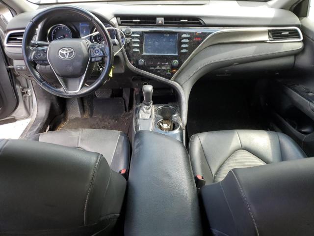 JTNB11HK3J3010874 - 2018 TOYOTA CAMRY L Gümüş foto 8