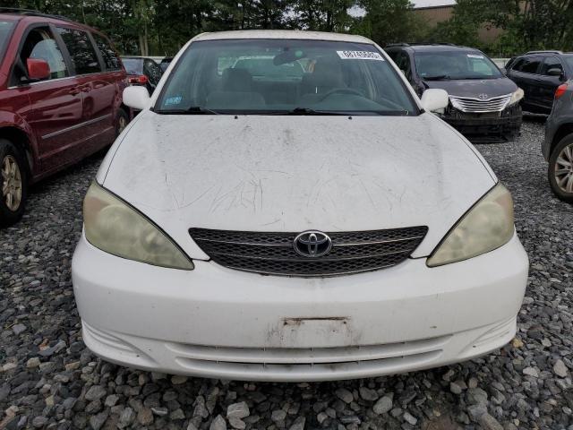 4T1BE32KX4U369937 - 2004 TOYOTA CAMRY LE WHITE photo 5