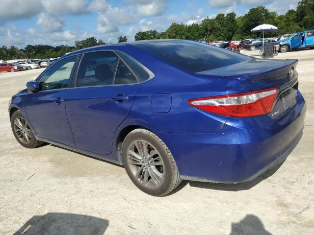 4T1BF1FK4FU874645 - 2015 TOYOTA CAMRY LE BLUE photo 3