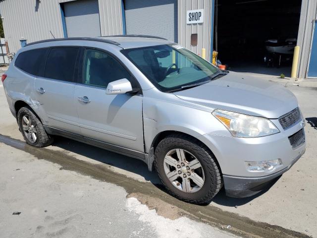 1GNKVJED8BJ100220 - 2011 CHEVROLET TRAVERSE LT SILVER photo 4