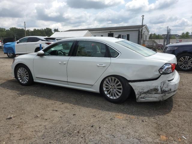 1VWBS7A31GC043160 - 2016 VOLKSWAGEN PASSAT SE WHITE photo 2