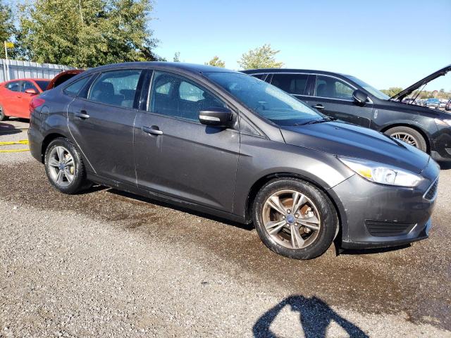 1FADP3F23FL290805 - 2015 FORD FOCUS SE GRAY photo 4