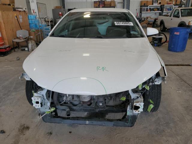 4T1BF1FK9HU666733 - 2017 TOYOTA CAMRY LE WHITE photo 5