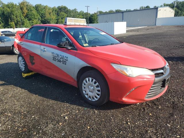 4T1BF1FK4HU375234 - 2017 TOYOTA CAMRY LE 红色 照片 4