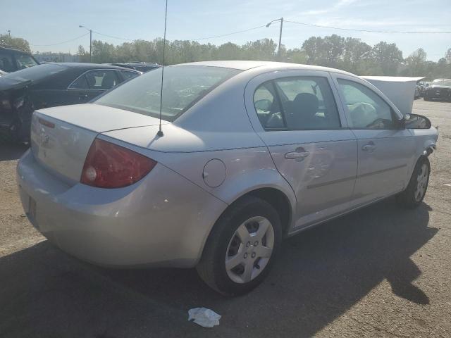 1G1AK52F557582939 - 2005 CHEVROLET COBALT SILVER photo 3