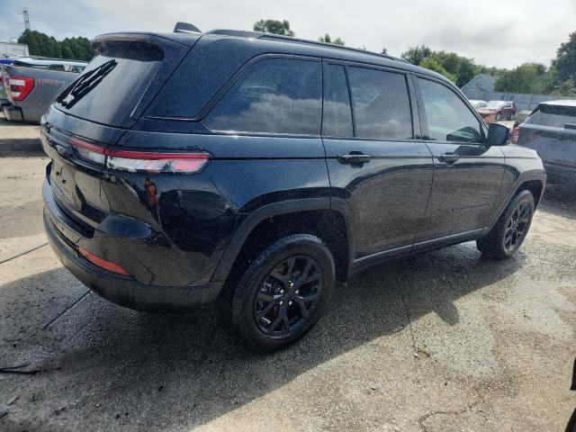 1C4RJHAG1RC142058 - 2024 JEEP GRAND CHER LAREDO BLACK photo 3