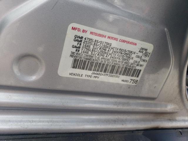 JA4AD2A37FZ005501 - 2015 MITSUBISHI OUTLANDER ES Gümüş fotoğraf 12