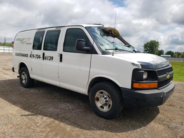 1GCWGFCA1B1175576 - 2011 CHEVROLET EXPRESS G2 WHITE photo 4