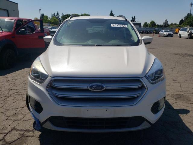 1FMCU0HD7JUB71424 - 2018 FORD ESCAPE SEL Biały zdjęcie 5