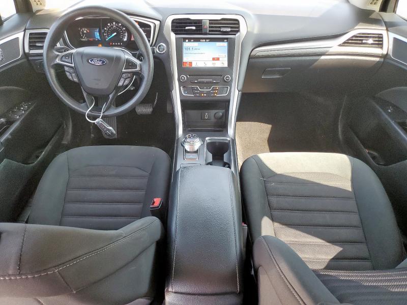 3FA6P0HD6HR313844 - 2017 FORD FUSION SE 黑色 照片 8