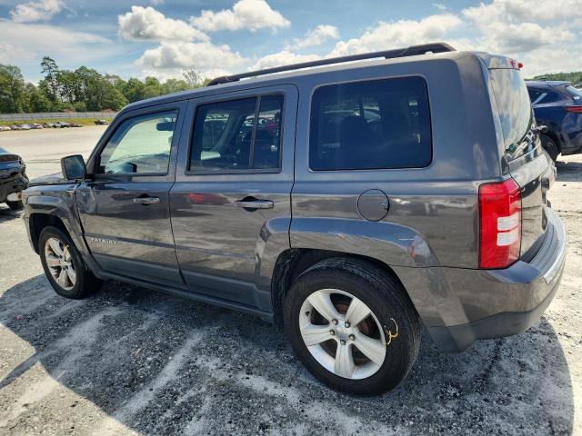 1C4NJPBB5FD204711 - 2015 JEEP PATRIOT SPORT Grau Foto 2