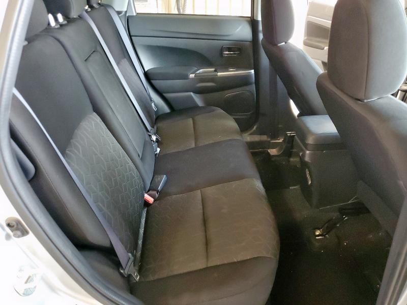 JA4ARUAU5MU016478 - 2021 MITSUBISHI OUTLANDER ES Gümüş fotoğraf 11