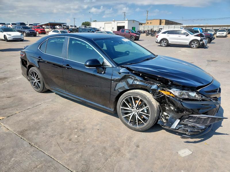 4T1G11AK2NU717464 - 2022 TOYOTA CAMRY SE Қара фото 4