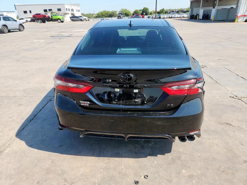 4T1G11AK2NU717464 - 2022 TOYOTA CAMRY SE Қара фото 6