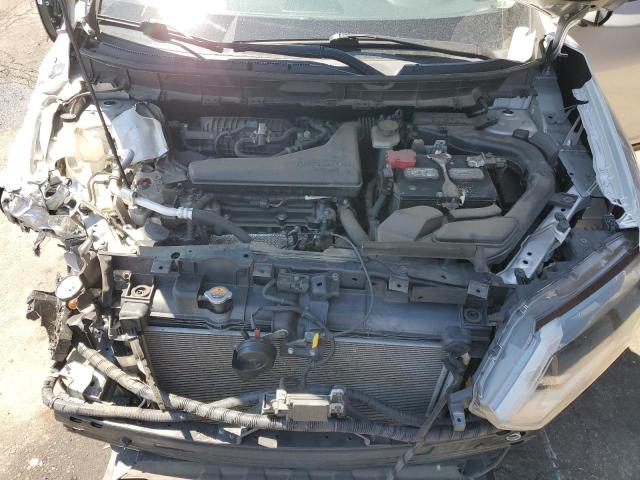 JN8AT2MV7JW300814 - 2018 NISSAN ROGUE S Արծաթագույն լուսանկար 11