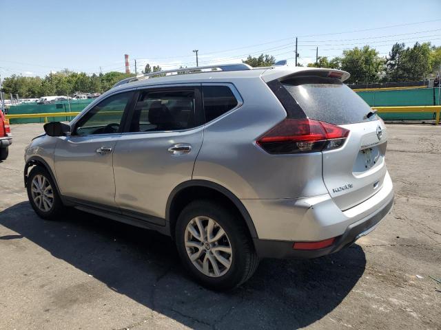 JN8AT2MV7JW300814 - 2018 NISSAN ROGUE S Արծաթագույն լուսանկար 2