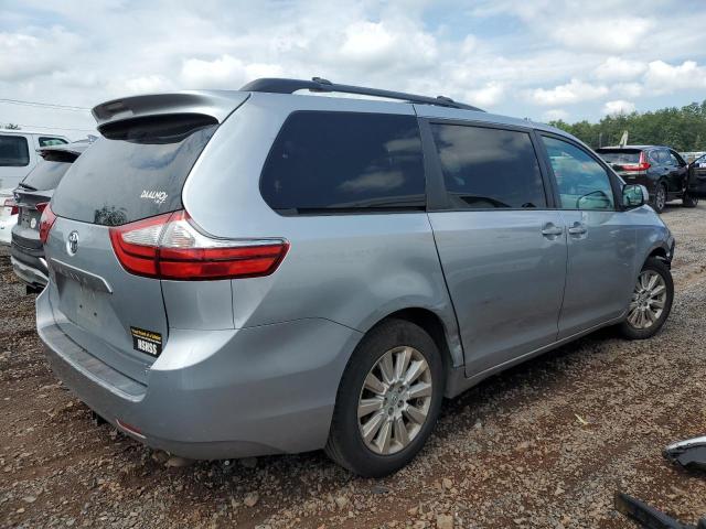 5TDJK3DC5FS125313 - 2015 TOYOTA SIENNA LE SILVER photo 3