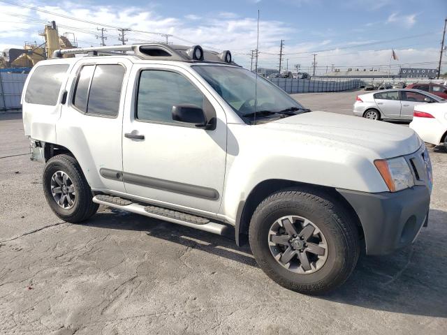 5N1AN0NW6EN814498 - 2014 NISSAN XTERRA X WHITE photo 4