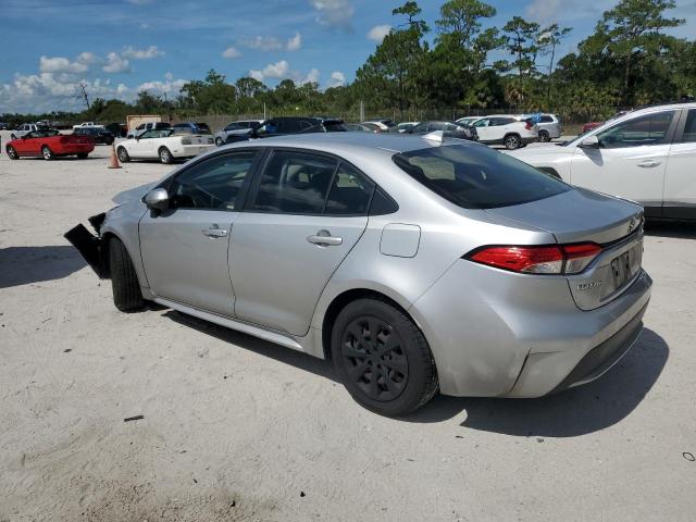 JTDEPRAE1LJ099846 - 2020 TOYOTA COROLLA LE SILVER photo 2