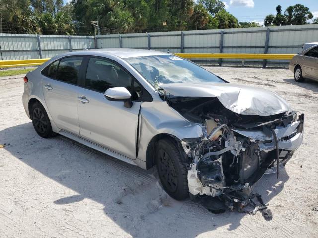 JTDEPRAE1LJ099846 - 2020 TOYOTA COROLLA LE SILVER photo 4