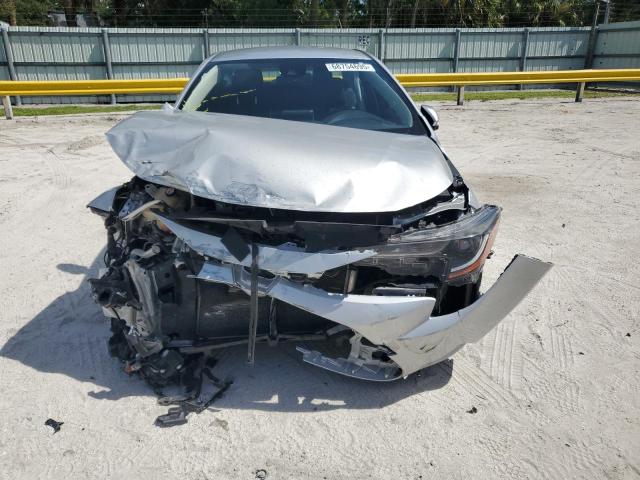 JTDEPRAE1LJ099846 - 2020 TOYOTA COROLLA LE SILVER photo 5