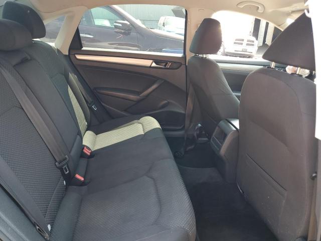 1VWAP7A34DC004331 - 2013 VOLKSWAGEN PASSAT S Silber Foto 10