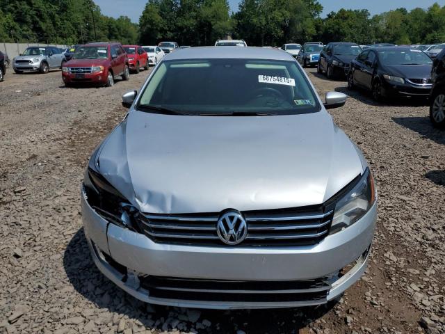 1VWAP7A34DC004331 - 2013 VOLKSWAGEN PASSAT S Silber Foto 5