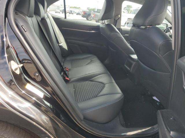 4T1B11HK9JU151541 - 2018 TOYOTA CAMRY L BLACK photo 10