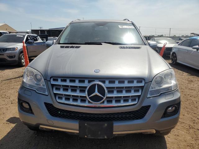 4JGBB8GB3AA556772 - 2010 MERCEDES-BENZ ML 350 4MATIC GRAY photo 5