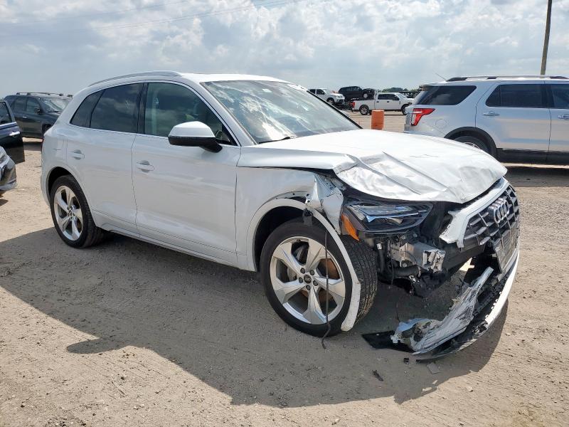 WA1BAAFY5M2110314 - 2021 AUDI Q5 PREMIUM PLUS 白色 照片 4