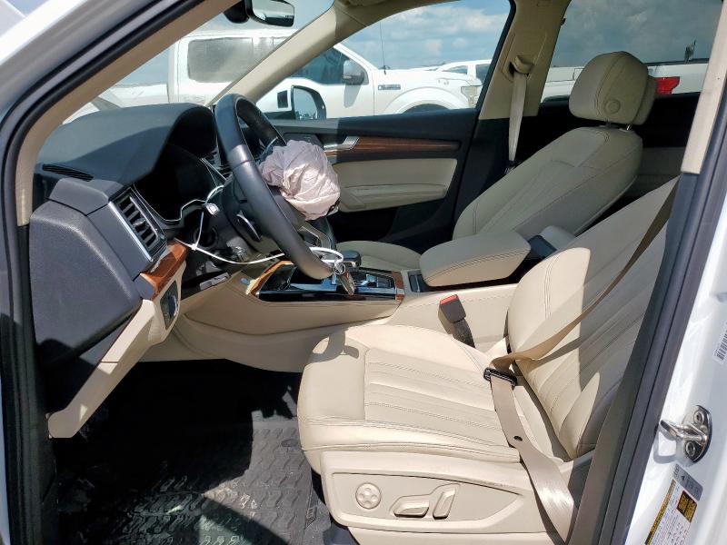 WA1BAAFY5M2110314 - 2021 AUDI Q5 PREMIUM PLUS 白色 照片 7