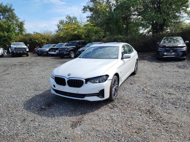 WBA33AG08PCM49416 - 2023 BMW 530XE WHITE photo 1