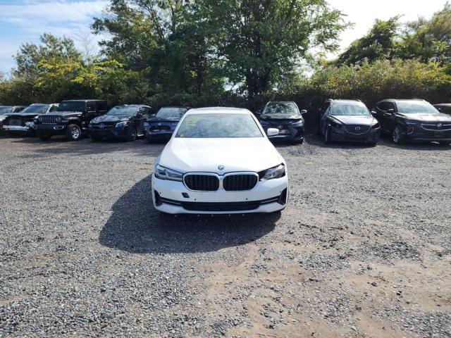 WBA33AG08PCM49416 - 2023 BMW 530XE WHITE photo 11