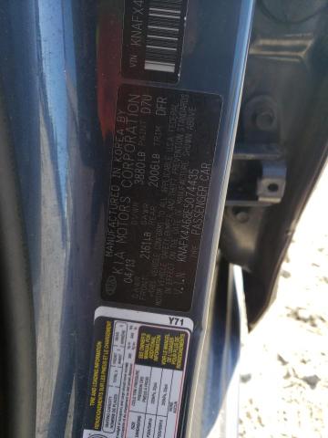 KNAFX4A68E5074435 - 2014 KIA FORTE LX BLUE photo 12