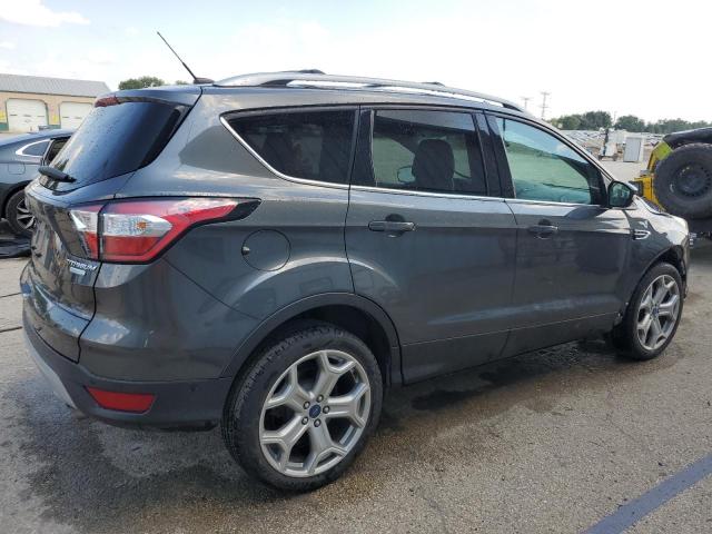 1FMCU0J91HUD50784 - 2017 FORD ESCAPE TITANIUM ნაცრისფერი ფოტო 3