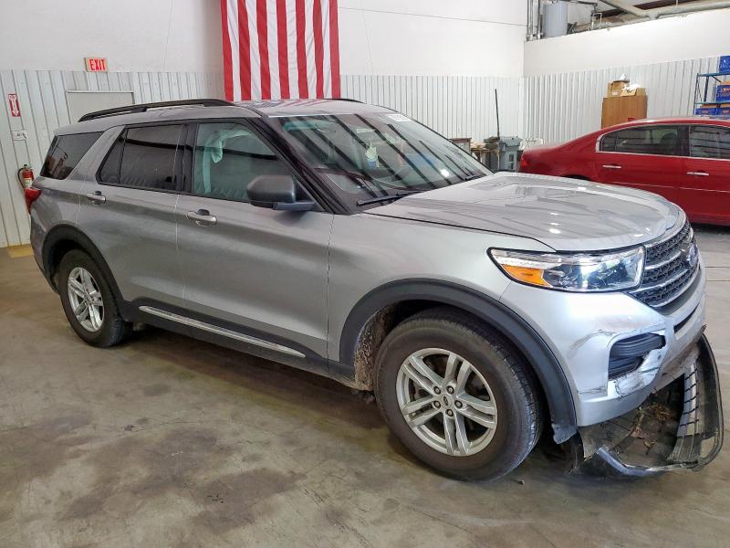 1FMSK7DH8NGA32846 - 2022 FORD EXPLORER XLT Plata foto 4