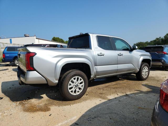 3TMLB5JN1SM113602 - 2025 TOYOTA TACOMA DOUBLE CAB 银色 照片 3