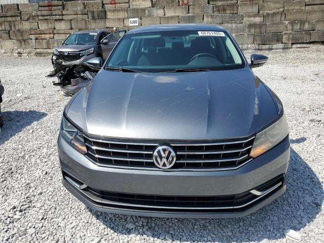 1VWAT7A38HC006343 - 2017 VOLKSWAGEN PASSAT S ნაცრისფერი ფოტო 5