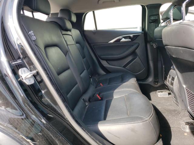 SJKCH5CR6JA054215 - 2018 INFINITI QX30 BASE BLACK photo 11