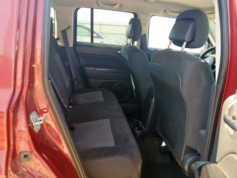 1C4NJRBB5HD104428 - 2017 JEEP PATRIOT SPORT RED photo 11