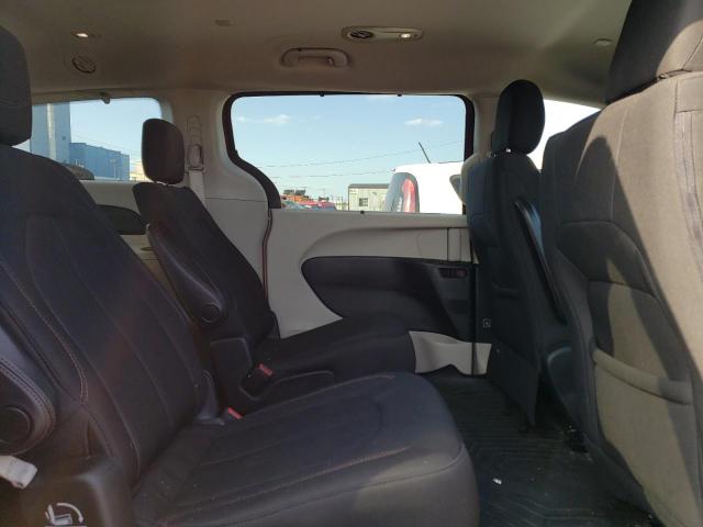 2C4RC1FG9JR277911 - 2018 CHRYSLER PACIFICA TOURING PLUS RED photo 11