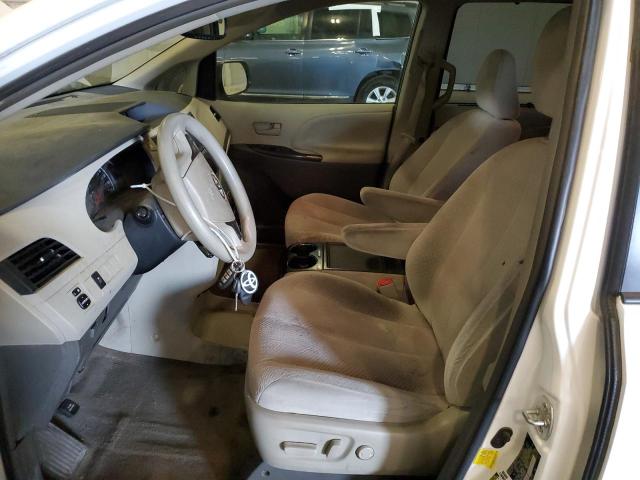 5TDKK3DC5DS287492 - 2013 TOYOTA SIENNA LE თეთრი ფოტო 7