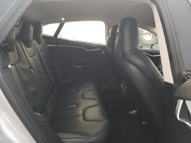 5YJSA1E16GF156956 - 2016 TESLA MODEL S Արծաթագույն լուսանկար 10