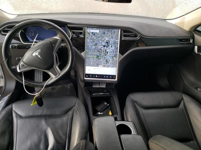 5YJSA1E16GF156956 - 2016 TESLA MODEL S Արծաթագույն լուսանկար 8