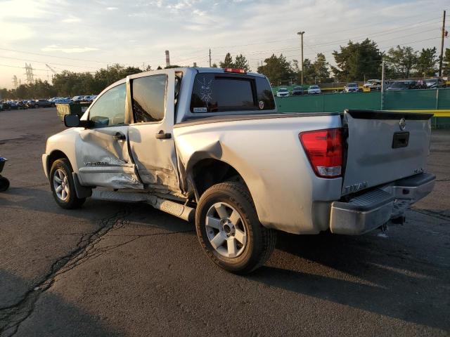 1N6AA0EJ9FN510519 - 2015 NISSAN TITAN S SILVER photo 2