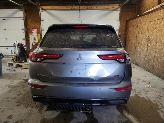 JA4J4UA80PZ031995 - 2023 MITSUBISHI OUTLANDER SE GRAY photo 6