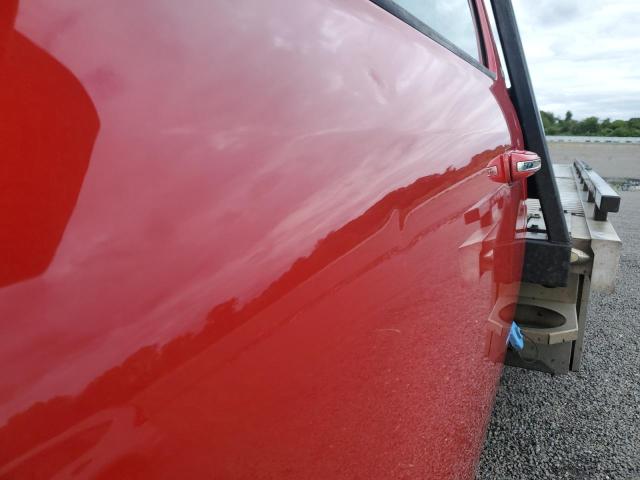 3C7WRNDL1KG535471 - 2019 RAM 5500 Красный фото 9
