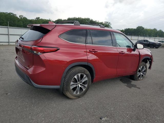 5TDHZRBH6MS557739 - 2021 TOYOTA HIGHLANDER XLE Rouge photo 3