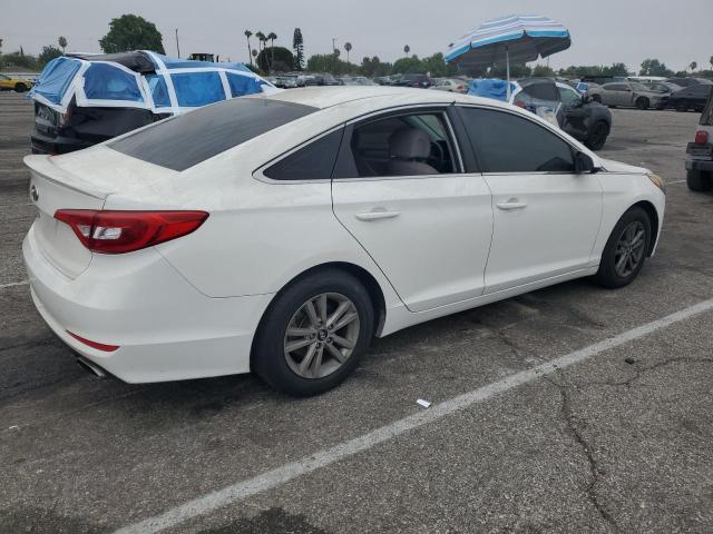 5NPE24AF4FH187006 - 2015 HYUNDAI SONATA SE თეთრი ფოტო 3