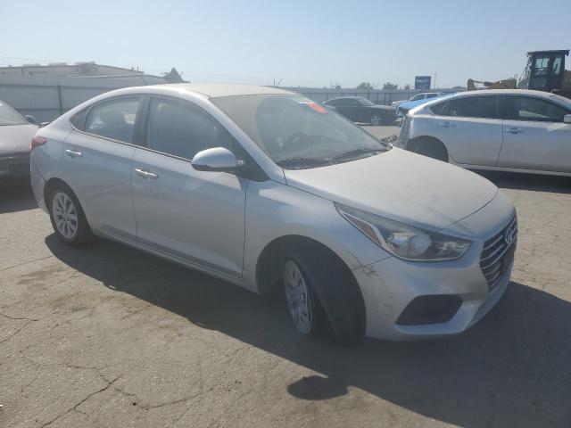 3KPC24A67NE186801 - 2022 HYUNDAI ACCENT SE WHITE photo 4